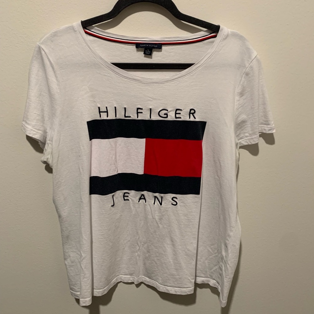 White Tommy Hilfiger Tee